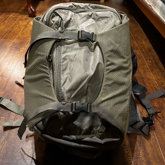 ISO Osprey backpack trade! looking for Fairview 40 or smaller! - Picture 2 of 8